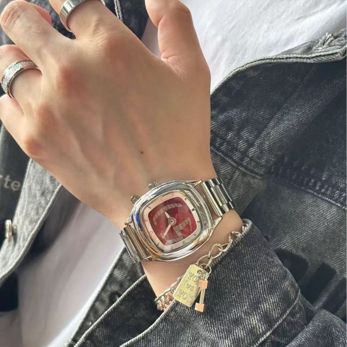 The Millennium Retro Style Men - Vintage Digital Watch recension och pris