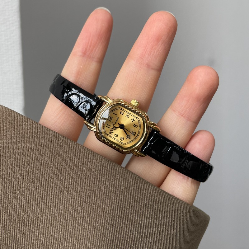 Vintage Oval Women's Quartz Wa - Vintage Digital Watch recension och pris